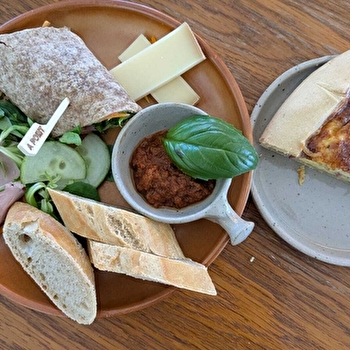 Café de l'Eco-Parc - TAMNAY-EN-BAZOIS