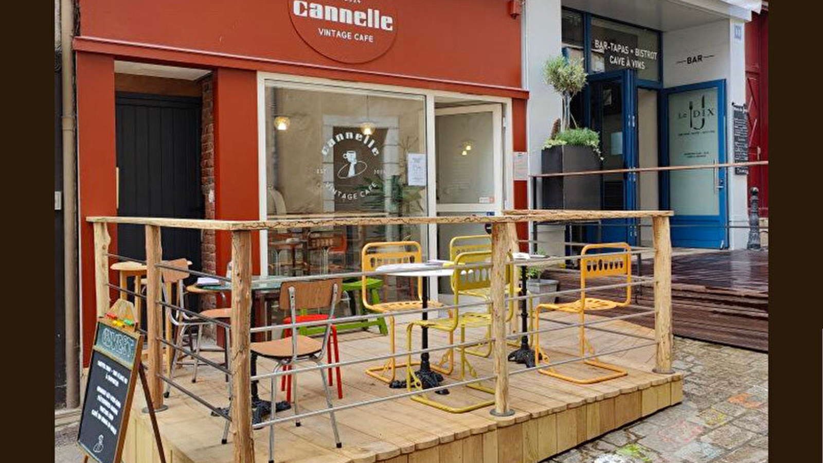 Ateliers couture au Cannelle café