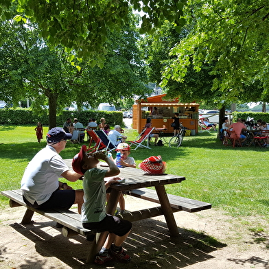 Énigme en famille au fil de l'eau