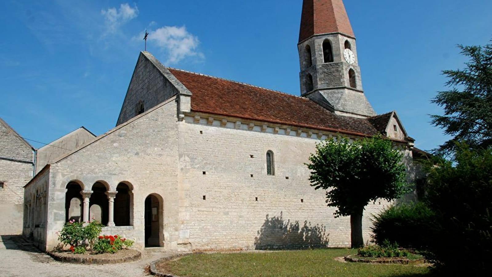 Visite libre de l'église St Pierre et St Paul d'Escolives-Sainte-Camille