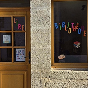 Bibliothèque - DORNECY